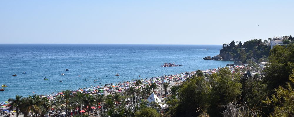 Playa Burriana, Nerja