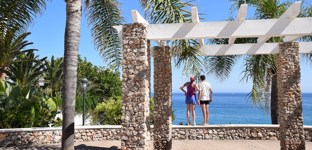 Playa Carabeillo, Nerja