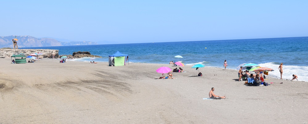 PLaya en la costa de Torrox